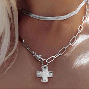 NEW Real white gold plated Silver Cross
Pendant Necklace